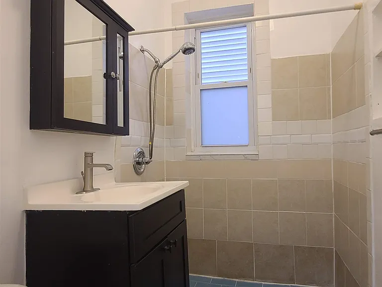 15 Hopkins Ave #1 — Photo 13