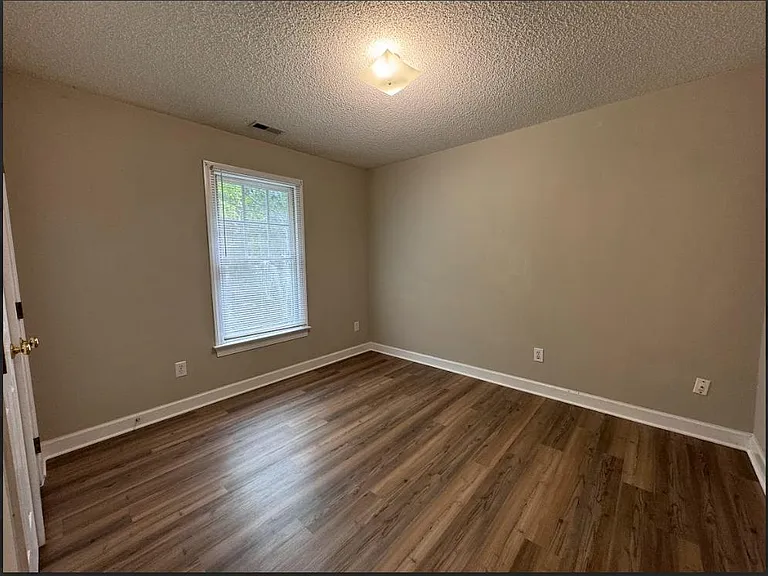 101 Queens Knoll Ct — Photo 22