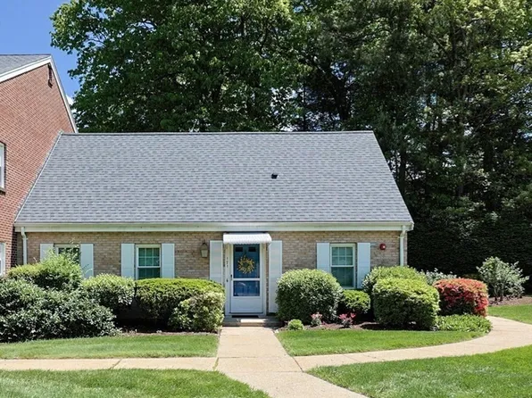 171 Erin Rd #171, Stoughton, MA 02072