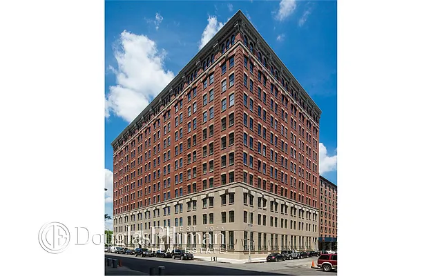 Sold by Douglas Elliman | media 15