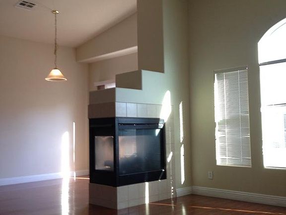 5th image of 8744 Traveling Breeze Ave