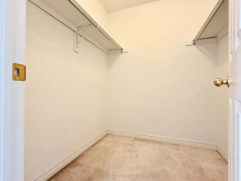 158 Harvest Hills Blvd — Photo 14