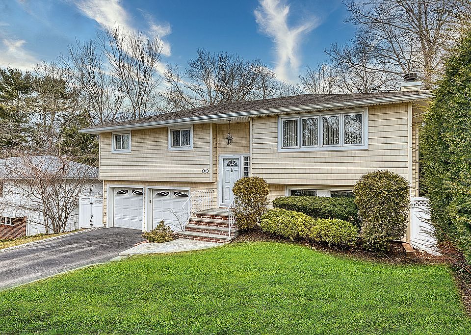 1st image of 87 Beaumont Dr