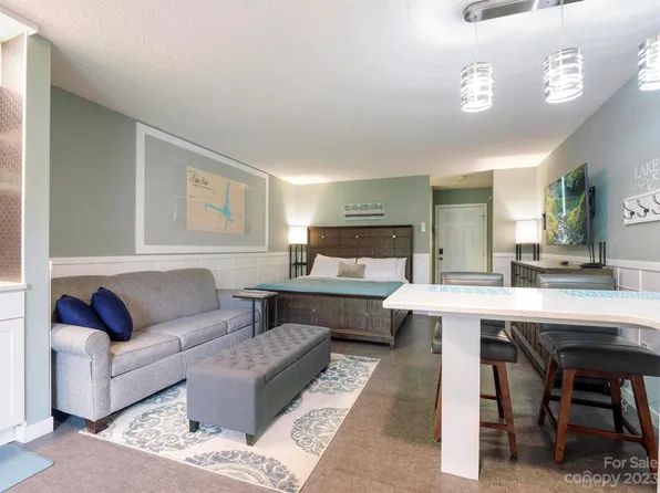 160 Whitney Blvd #56, Lake Lure, NC 28746