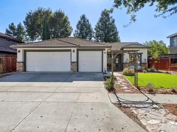 1244 Blacksmith Dr, Gilroy, CA 95020