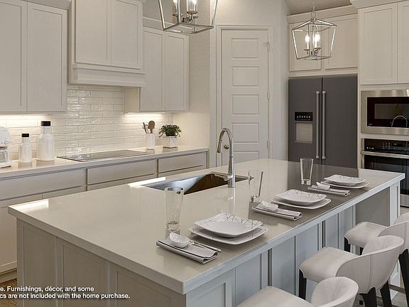 2nd image of 207 Spanish Oak