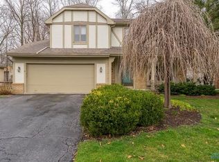 5308 Brandy Ln, Sylvania, OH 43560