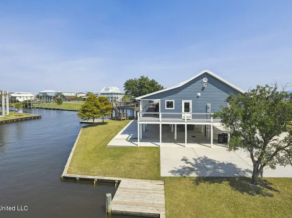 11402 Texas St, Bay Saint Louis, MS 39520