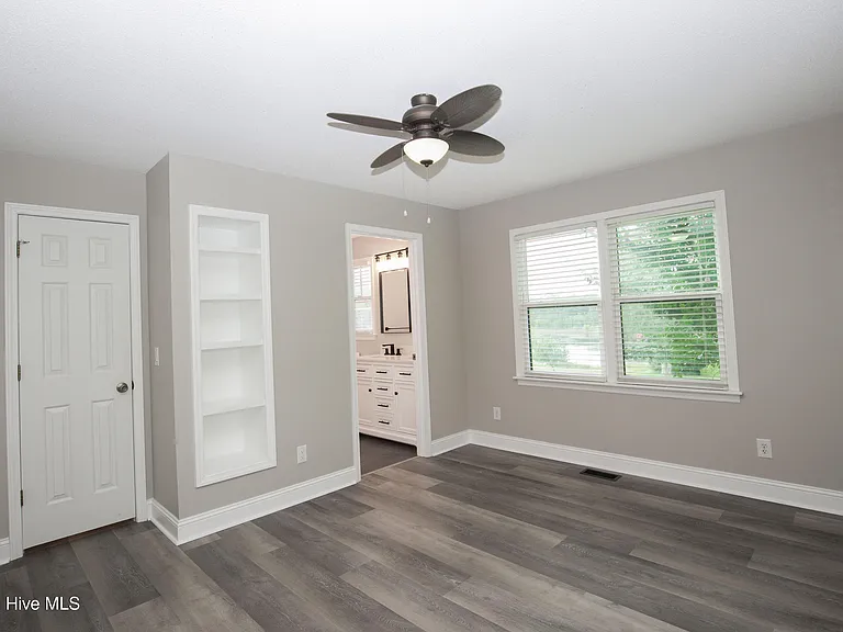 201 Sarason Pl — Photo 32