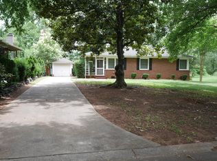 512 Lorna St, Charlotte, NC 28205