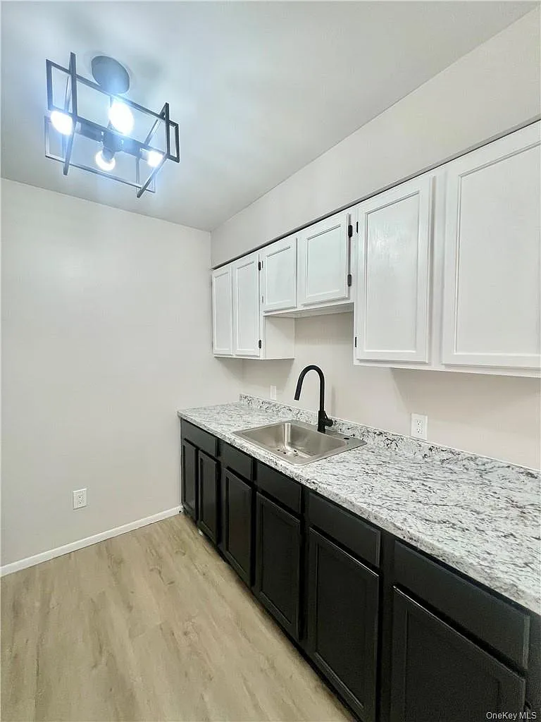 1 bed, 1.0 bath, 682 sqft, $1,450 — Photo 2