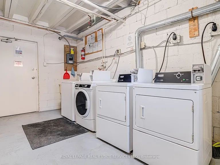 309 The Kingsway #1B — Photo 15