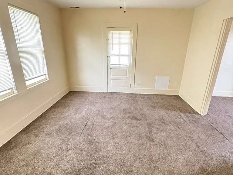 3610 W 46th St #3 — Photo 2