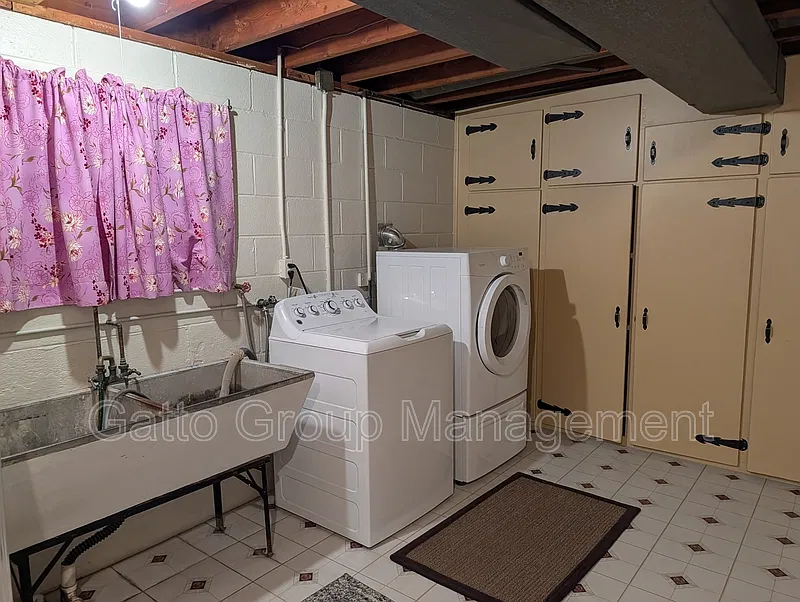 3 bed, 1.5 bath, 1455 sqft, $2,295 — Photo 4