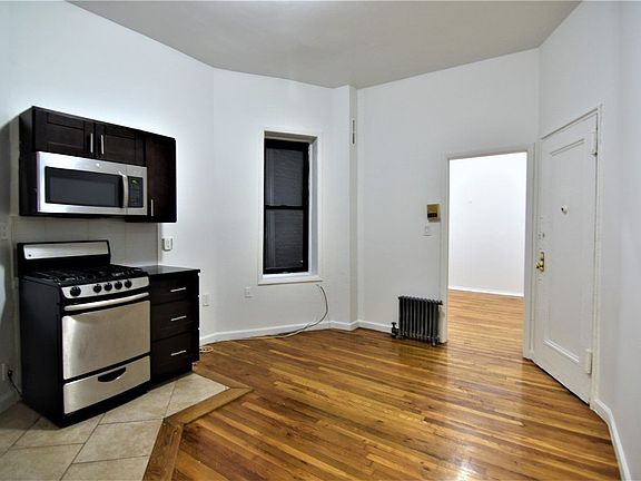 4th image of 223 W 105th St APT 1RE