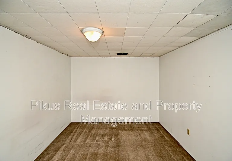 3300 Lake Center St NW — Photo 13