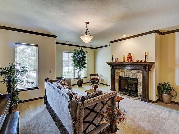 5th image of 13529 Keswick Ln