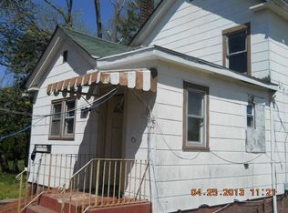 533 E Almond St, Vineland, NJ 08360