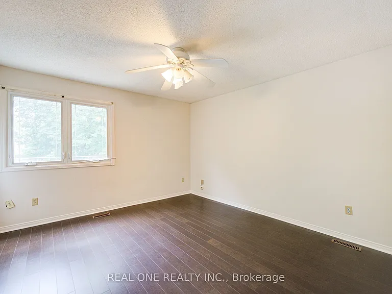 2593 Addingham Cres — Photo 30