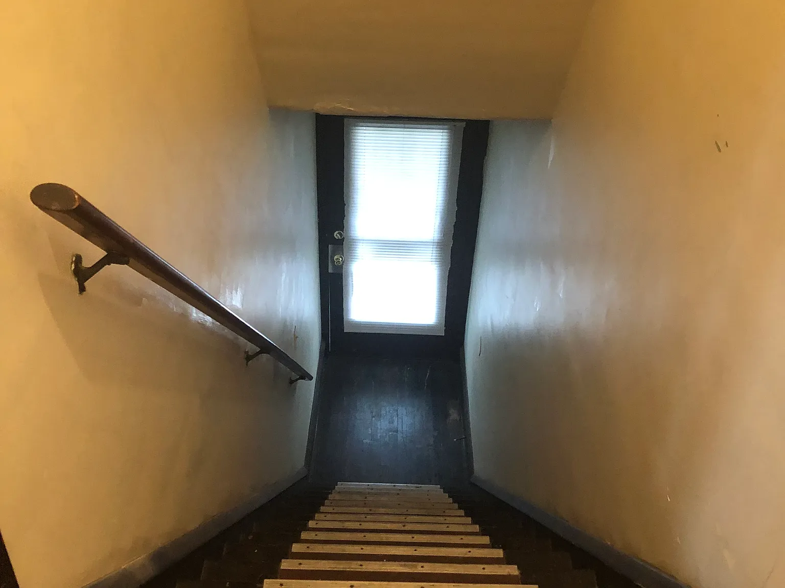 2 bed, 1100 sqft, $900 — Photo 4