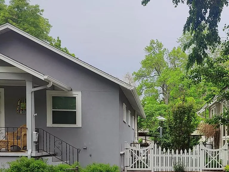 827.5 Mathews St — Photo 1