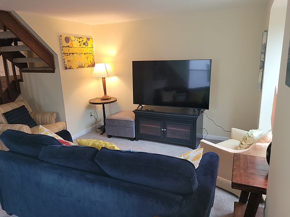 5th image of 111 Rockspray Ct