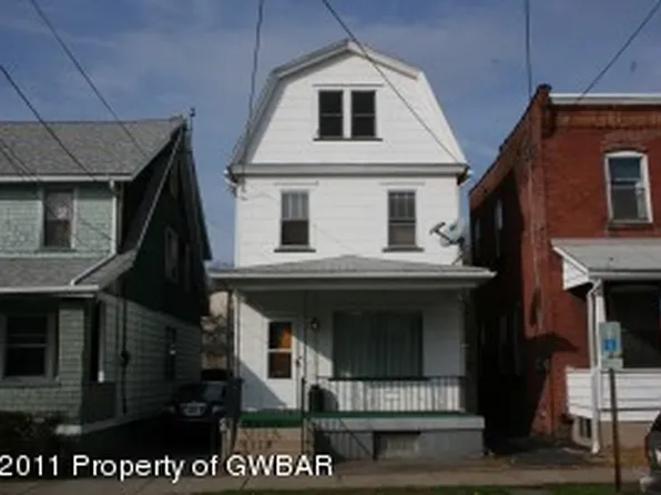 60 Wyoming St, Wilkes Barre, PA 18702