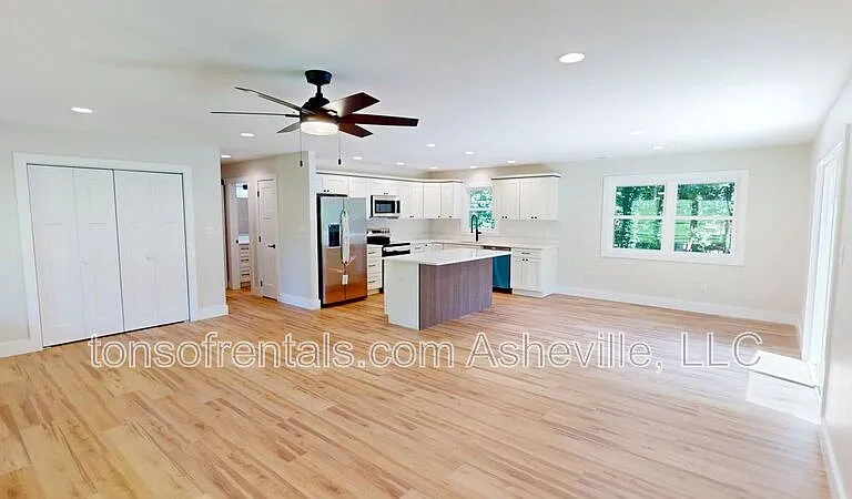 6 Tracy Ln — Photo 7