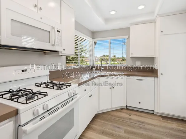 23 Rockwood, Irvine, CA 92614