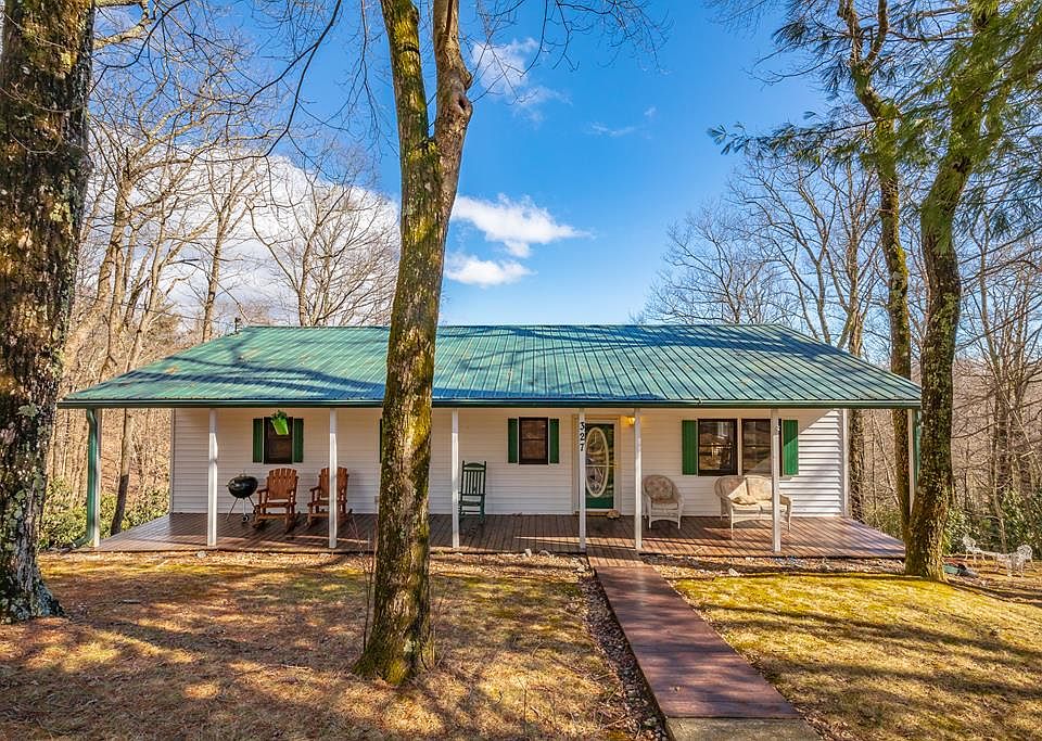 1st image of 327 Bavarian Way
