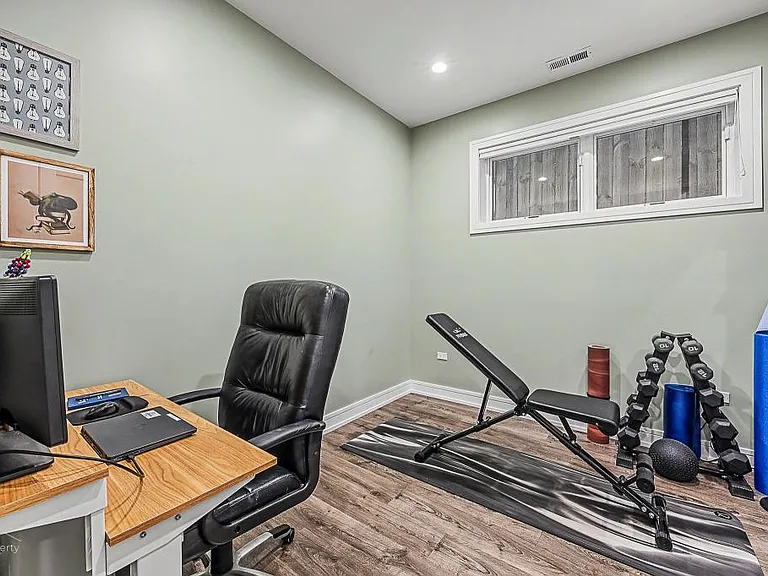 1824 N Kedzie Ave #1E — Photo 12
