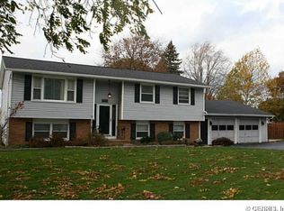 868 Stone Rd, Rochester, NY 14616