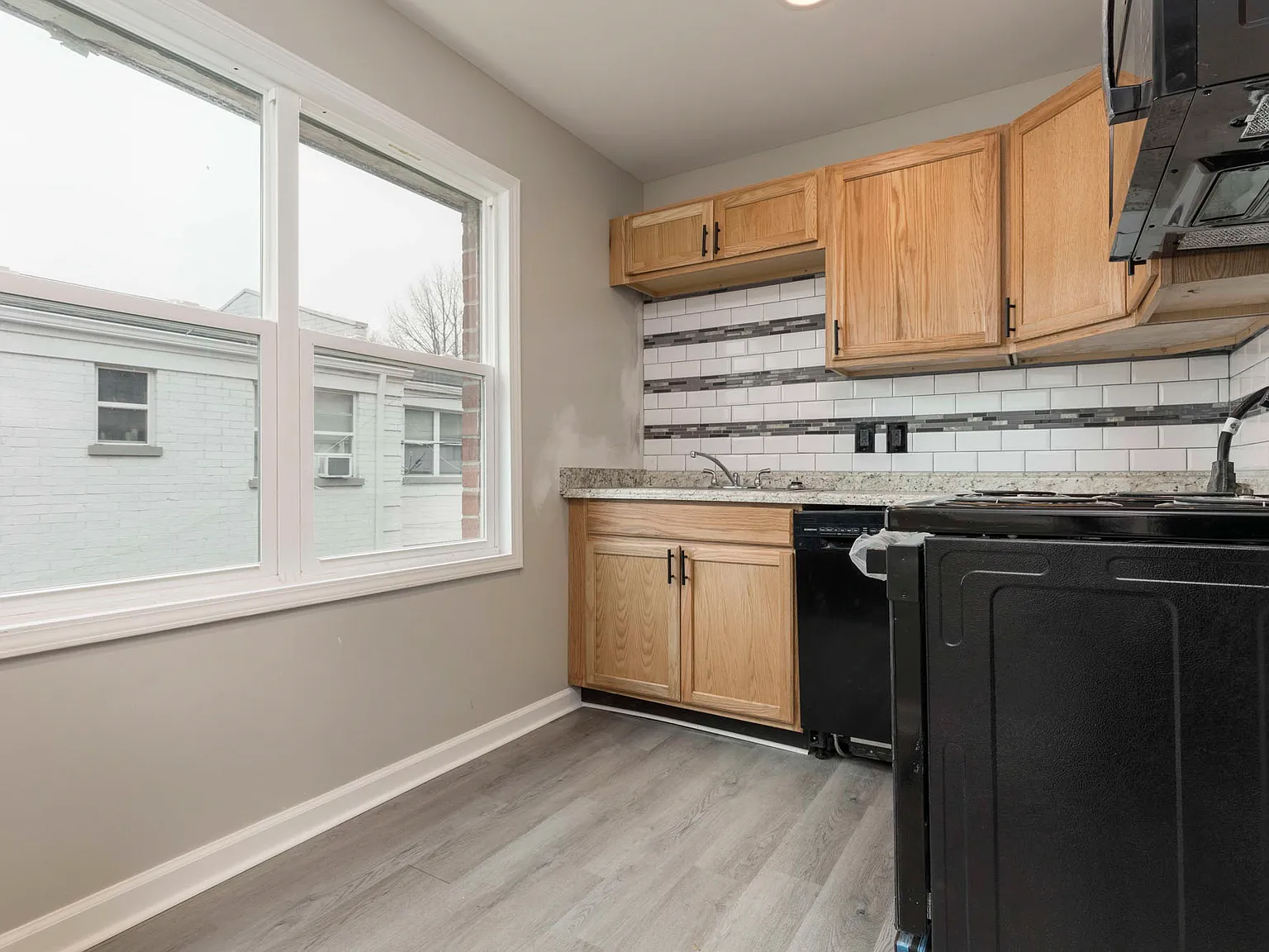 1413 Nightingale Rd - Unit 4 A — Photo 2