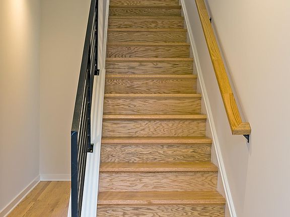 5th image of 1311 Catherine St #1