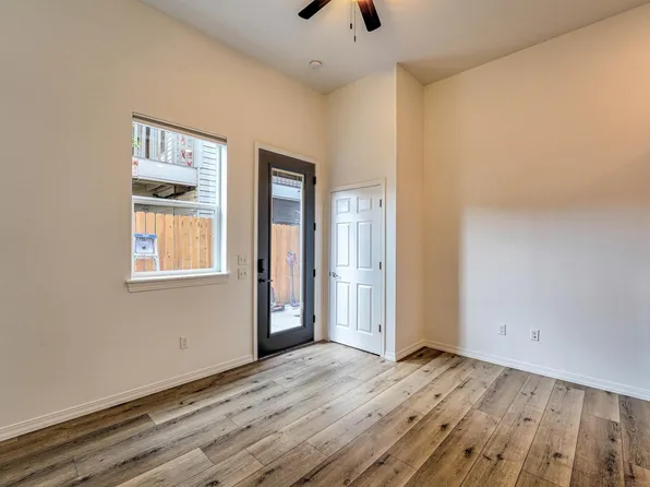 560 1st Ave N #104, Ketchum, ID 83340