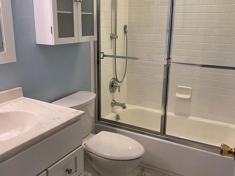 4 Kensington Ct — Photo 31
