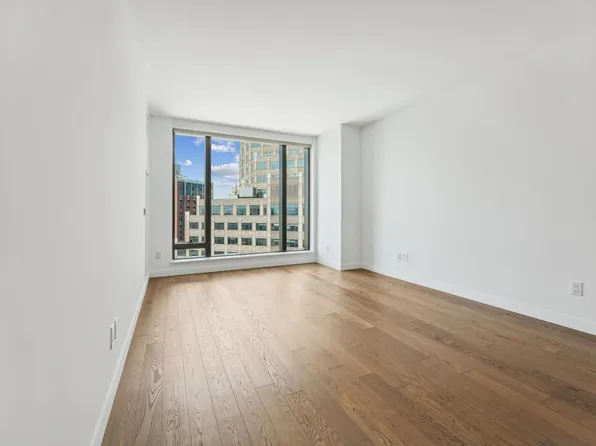 99 Hudson Street image 6 of 35