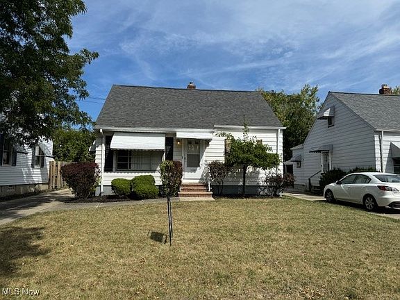 2nd image of 13207 Shady Oak Blvd