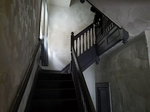 5th image of 15 Vermont Ave