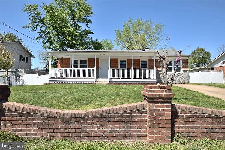 9448 Lafayette Ave photo 1