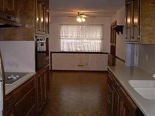 5690 Lerner Way photo 1