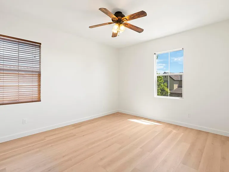 6820 Lopez Canyon Way — Photo 34