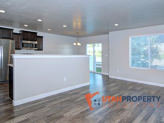 5th image of 10878 S Harvest Pointe Dr