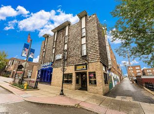 458 High St #3C56904B3, Morgantown, WV 26505