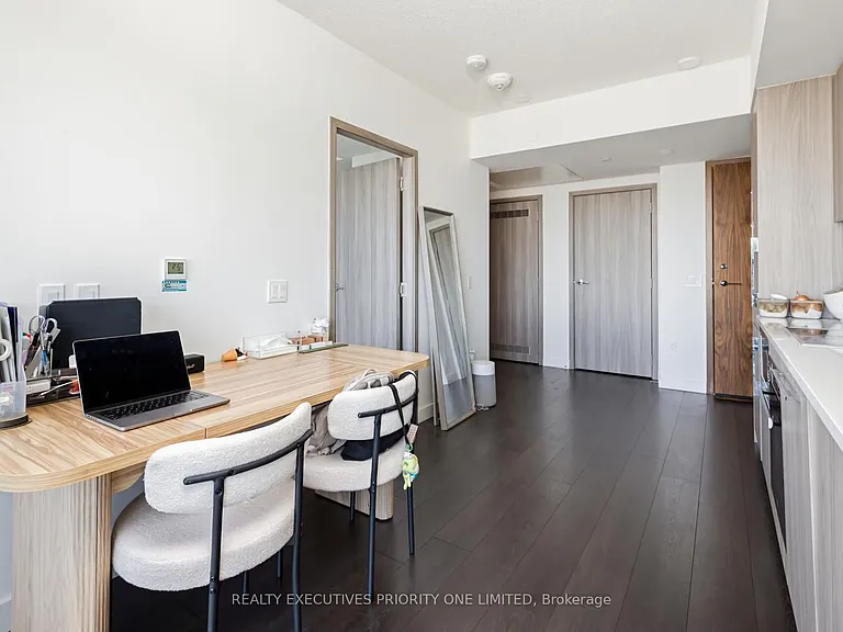 1 Concord Cityplace Way #5515 — Photo 11