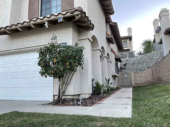 3rd image of 2066 San Diego Dr