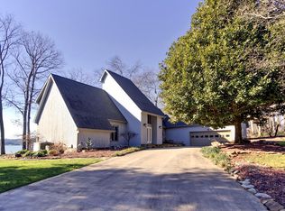 201 Tigitsi Pl, Loudon, TN 37774