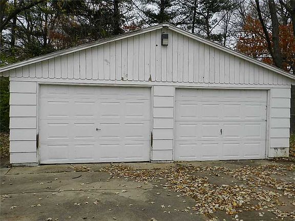3rd image of 5938 W 41st Pl