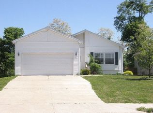 106 S Columbus St, North Pekin, IL 61554