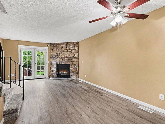 2nd image of 2220 S Jasper Way #B